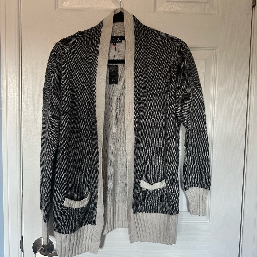 Talula Aritzia Gray and Black Knit Angora Cashmere Cardigan | Sz S | Cozy Layers - Picture 4 of 8